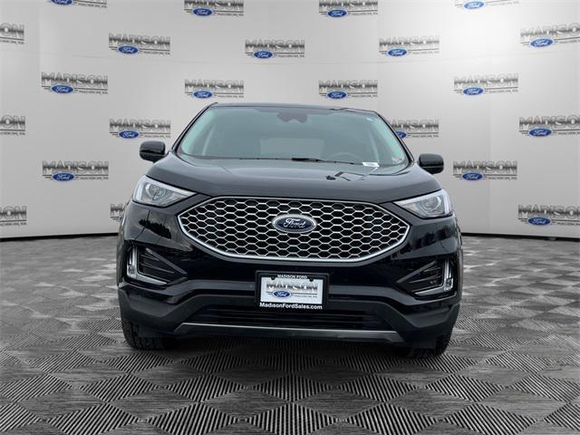 new 2024 Ford Edge car, priced at $33,950