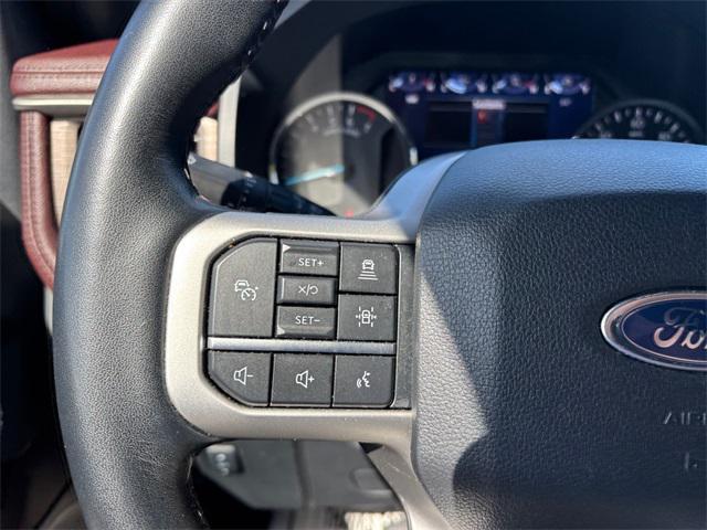 used 2024 Ford Expedition car, priced at $53,746