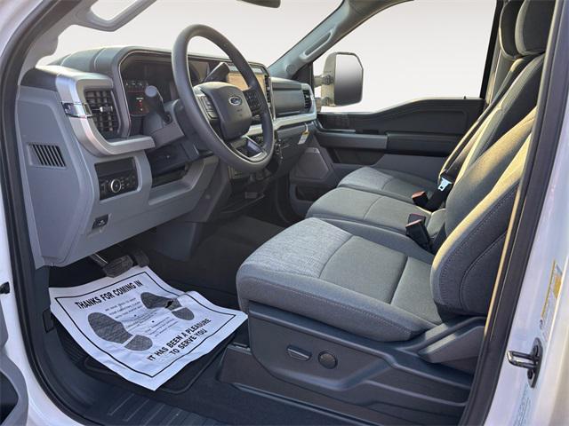 new 2025 Ford F-250 car, priced at $74,702