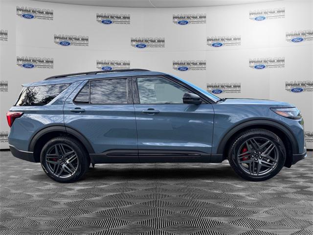 new 2025 Ford Explorer car, priced at $61,640