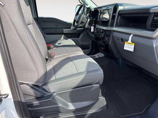 new 2025 Ford F-250 car, priced at $70,370