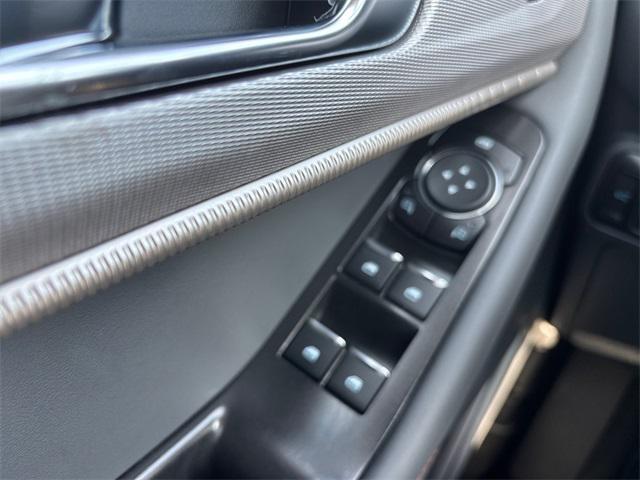 new 2025 Ford Explorer car, priced at $43,980