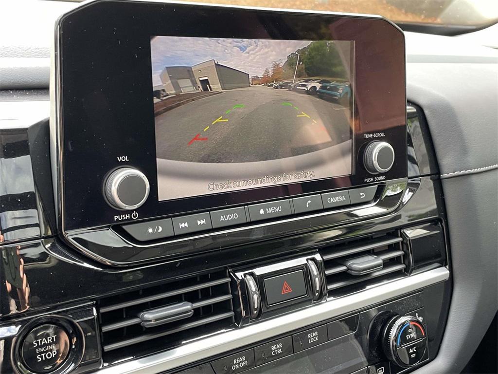 new 2025 Nissan Pathfinder car, priced at $34,983