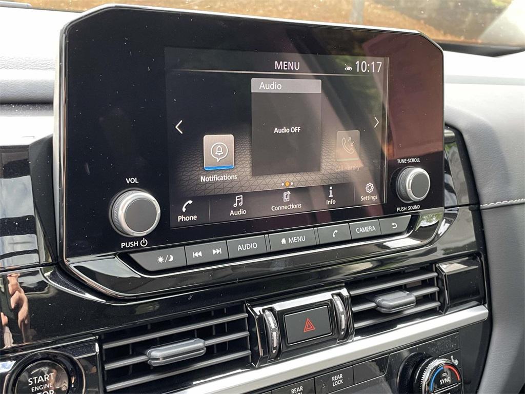 new 2025 Nissan Pathfinder car, priced at $34,983