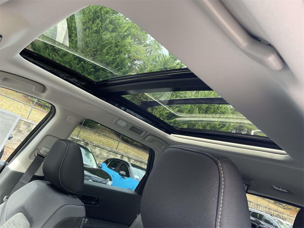 new 2025 Nissan Pathfinder car, priced at $34,983