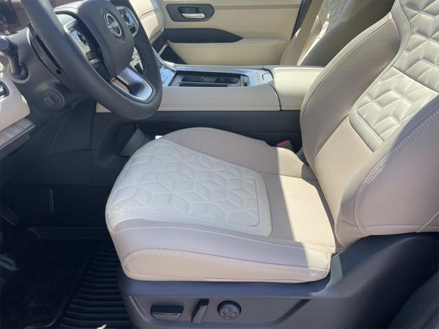 new 2025 Nissan Armada car, priced at $71,290