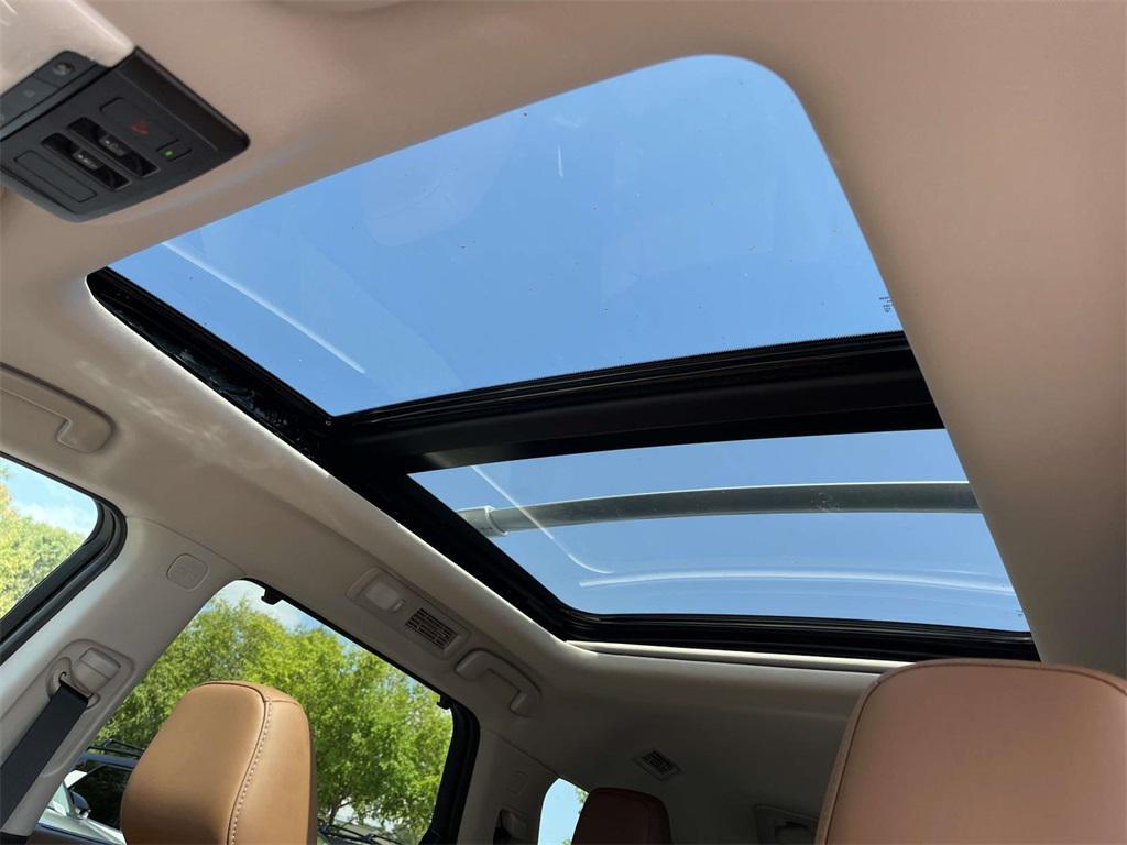 new 2025 Nissan Pathfinder car, priced at $44,732