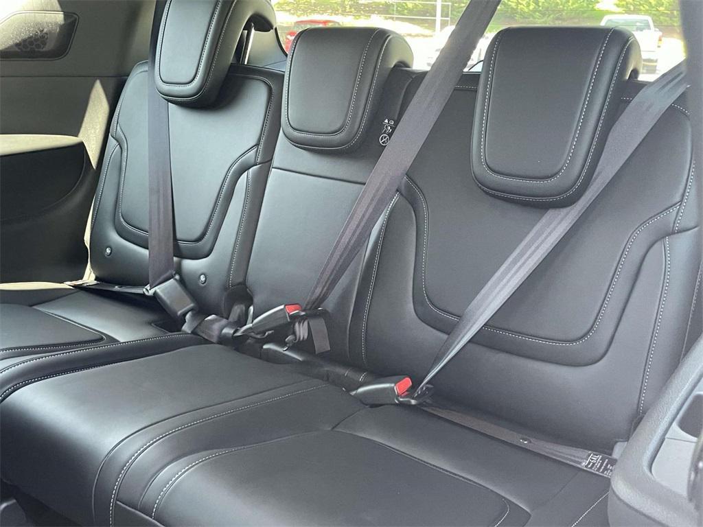 new 2025 Nissan Armada car, priced at $73,620