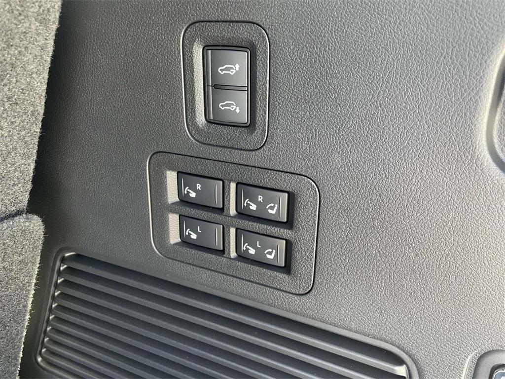 new 2025 Nissan Armada car, priced at $73,620