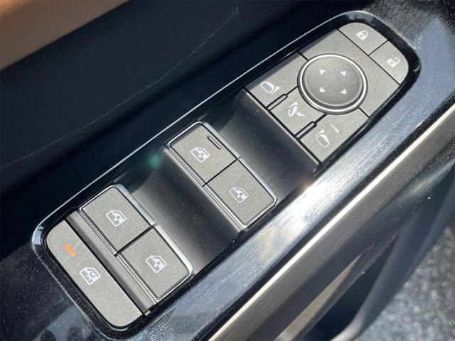 new 2025 Nissan Pathfinder car, priced at $50,875