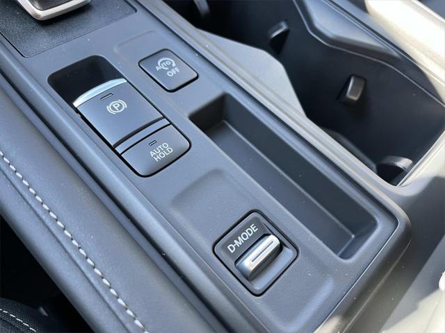 new 2025 Nissan Pathfinder car, priced at $33,030