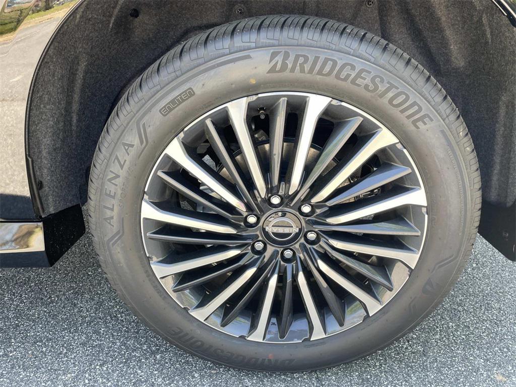 new 2025 Nissan Armada car, priced at $74,893