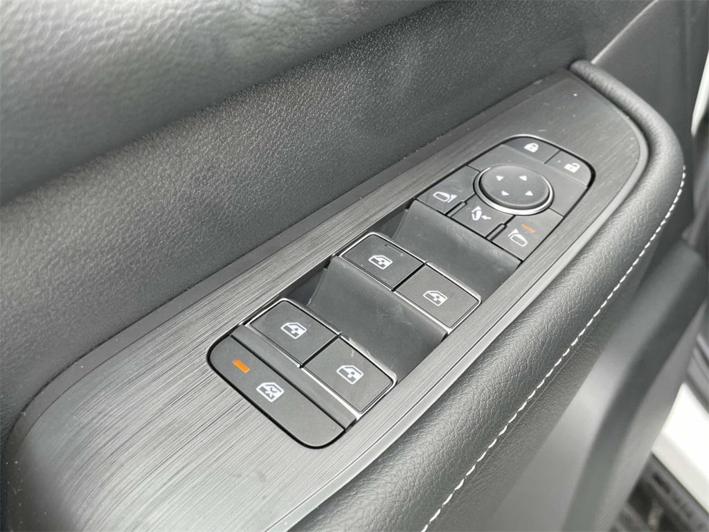 new 2025 Nissan Armada car, priced at $62,339