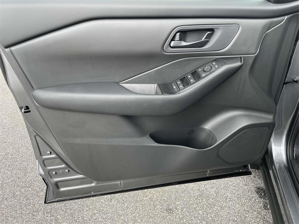 new 2026 Nissan Rogue car, priced at $26,683