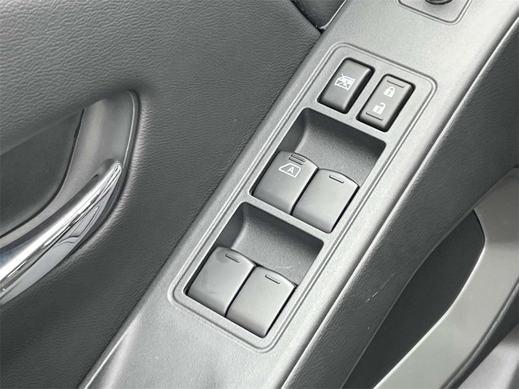 new 2025 Nissan Frontier car, priced at $34,176