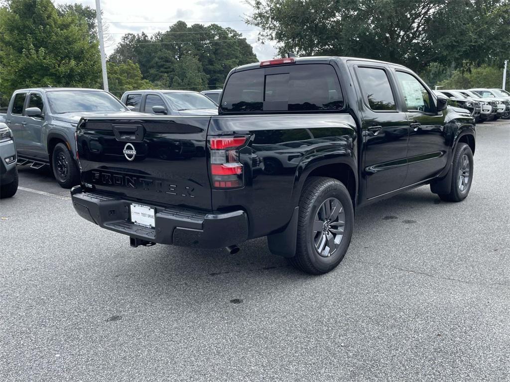 new 2025 Nissan Frontier car, priced at $34,176