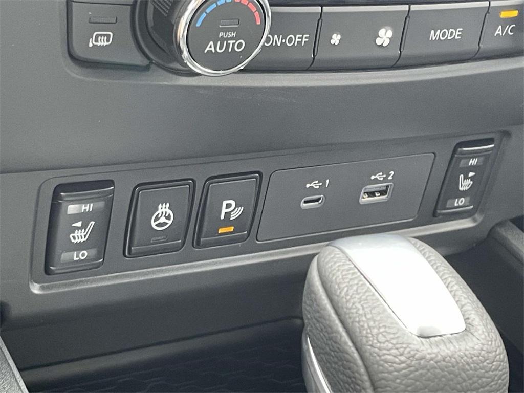 new 2025 Nissan Frontier car, priced at $34,176