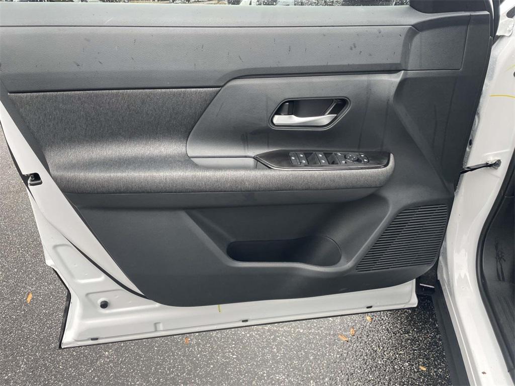 new 2026 Nissan Kicks car, priced at $23,934