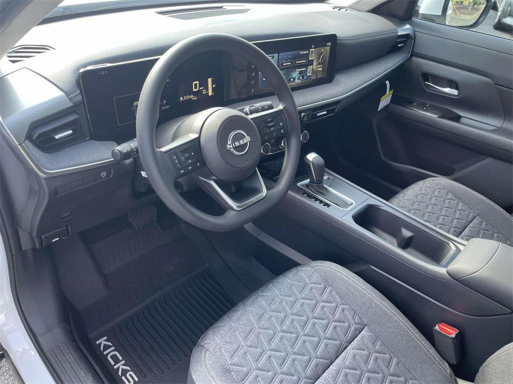 new 2025 Nissan Kicks car, priced at $23,031