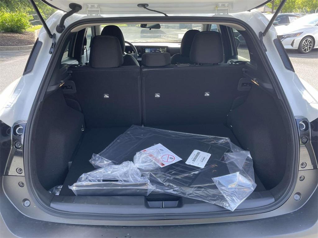 new 2025 Nissan Kicks car, priced at $23,031