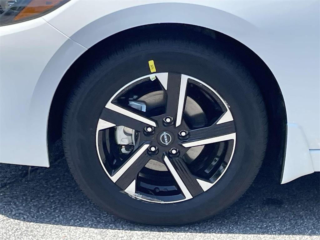 new 2025 Nissan Sentra car, priced at $18,251