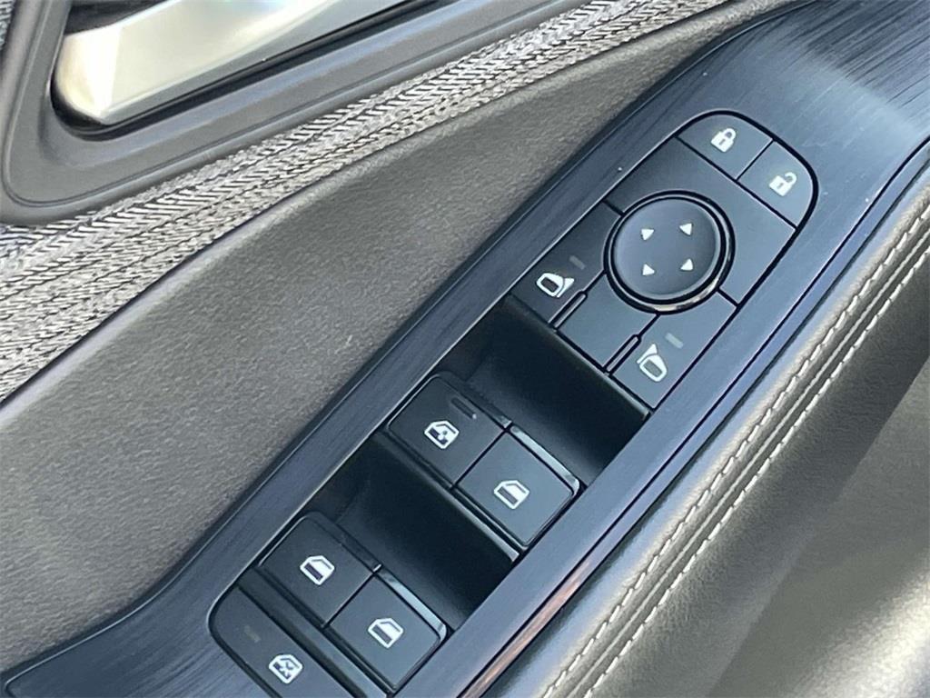 used 2022 Nissan Rogue car, priced at $21,892