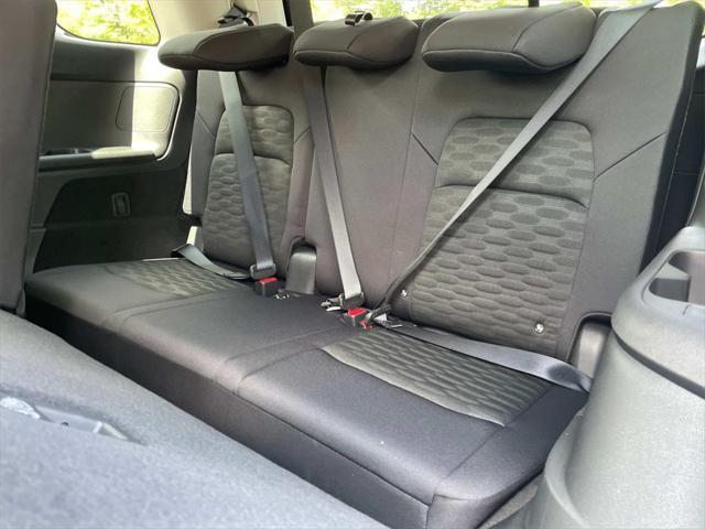 new 2025 Nissan Pathfinder car, priced at $36,275