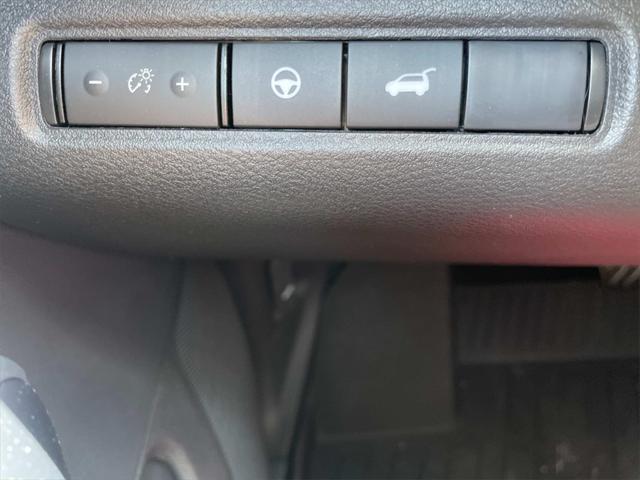 new 2025 Nissan Pathfinder car, priced at $36,275