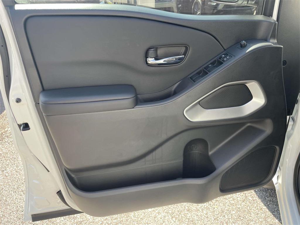 new 2025 Nissan Frontier car, priced at $37,590