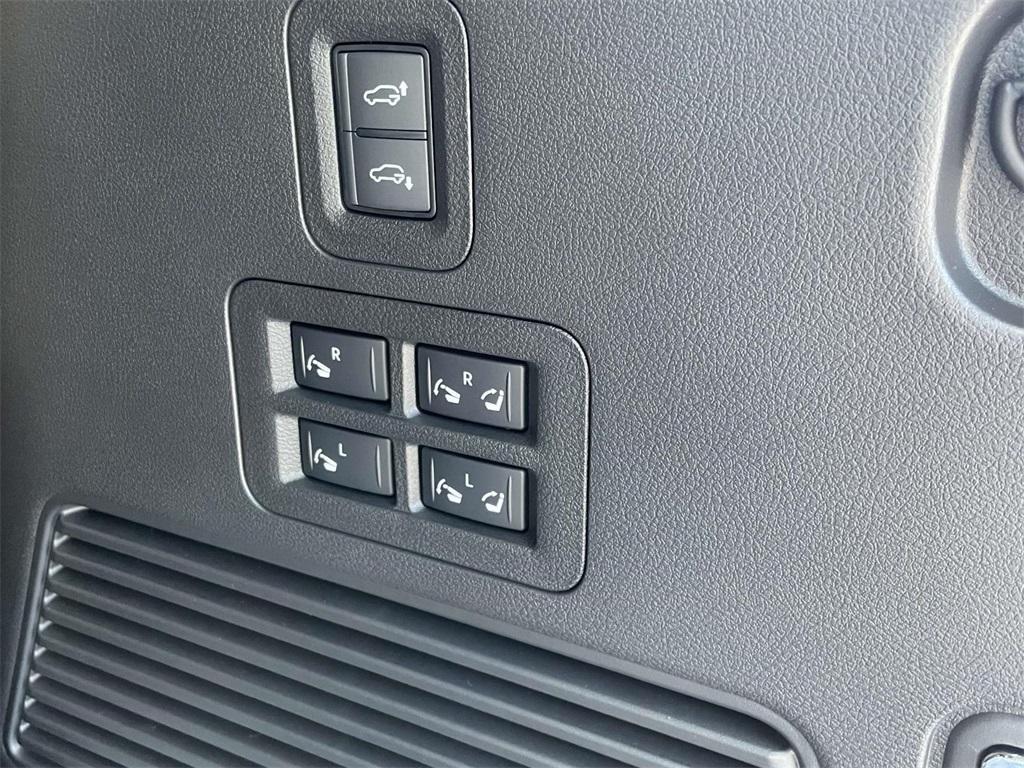 new 2025 Nissan Armada car, priced at $75,463