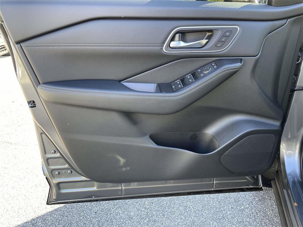 new 2026 Nissan Rogue car, priced at $36,862