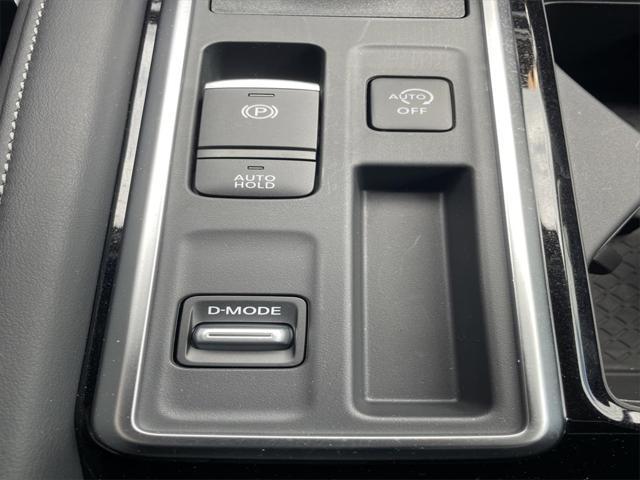 new 2025 Nissan Pathfinder car, priced at $36,275