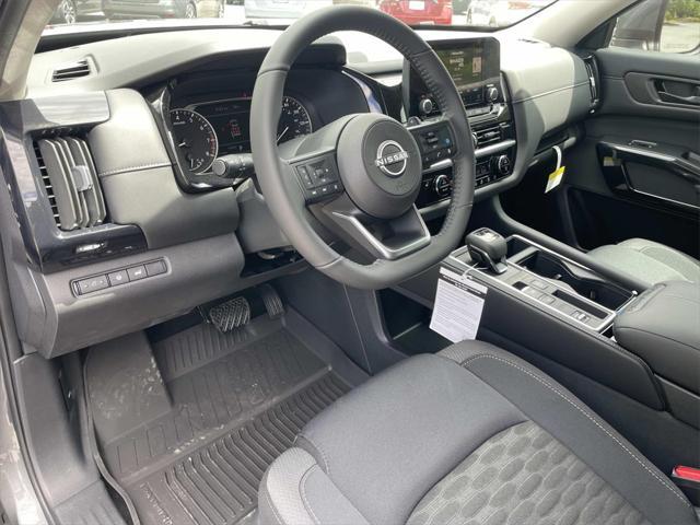 new 2025 Nissan Pathfinder car, priced at $36,275