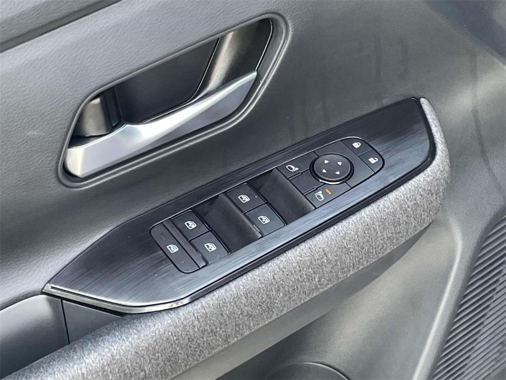 new 2025 Nissan Kicks car, priced at $23,894