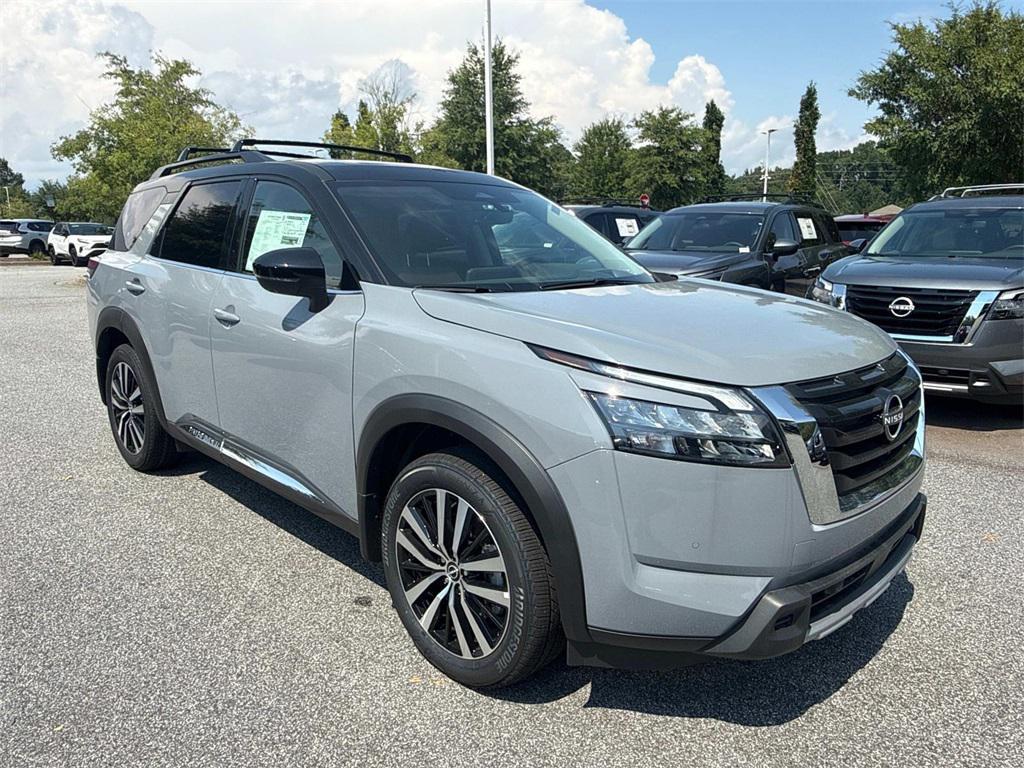new 2025 Nissan Pathfinder car, priced at $48,084