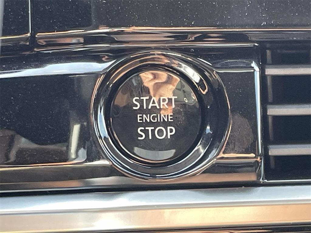 new 2025 Nissan Pathfinder car, priced at $43,084