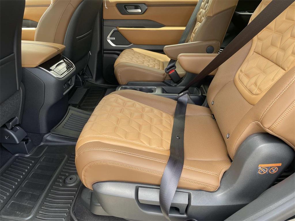 new 2025 Nissan Armada car, priced at $76,011