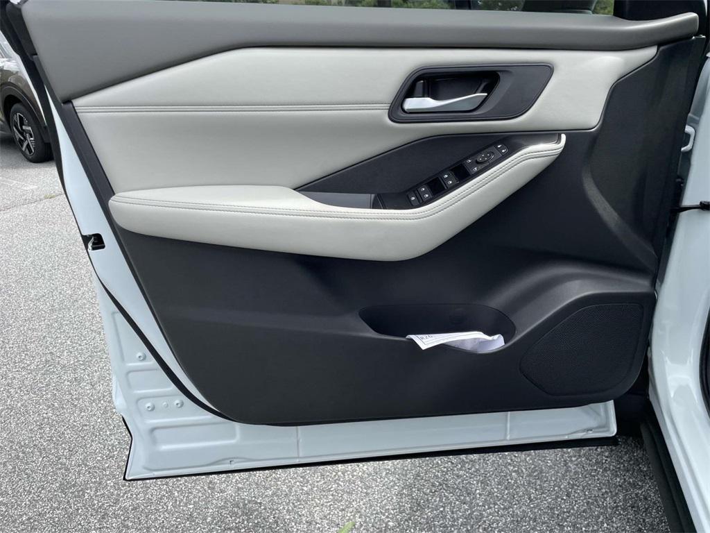 new 2026 Nissan Rogue car, priced at $32,015