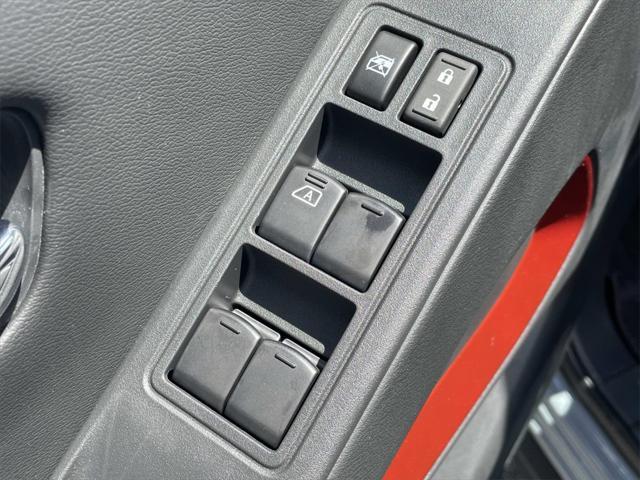 new 2025 Nissan Frontier car, priced at $34,425