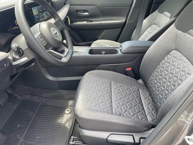 new 2025 Nissan Kicks car, priced at $24,946