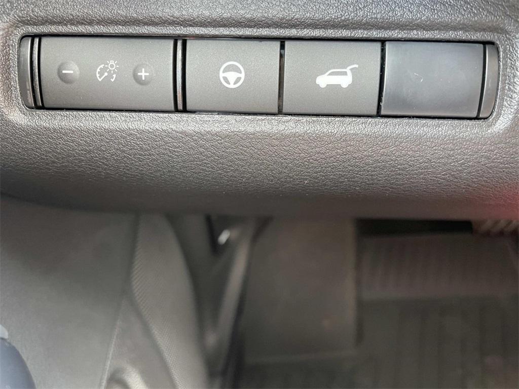 new 2025 Nissan Pathfinder car, priced at $38,112