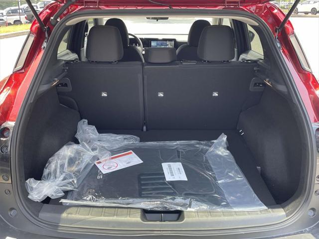 new 2025 Nissan Kicks car, priced at $24,252