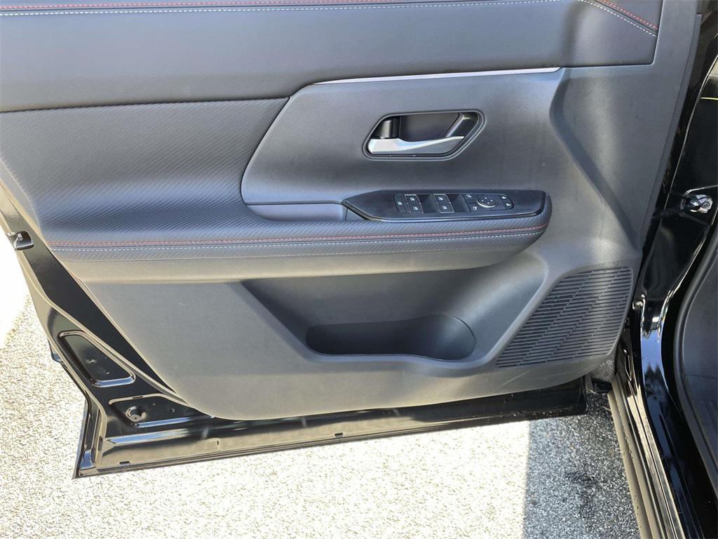 new 2026 Nissan Kicks car, priced at $25,650