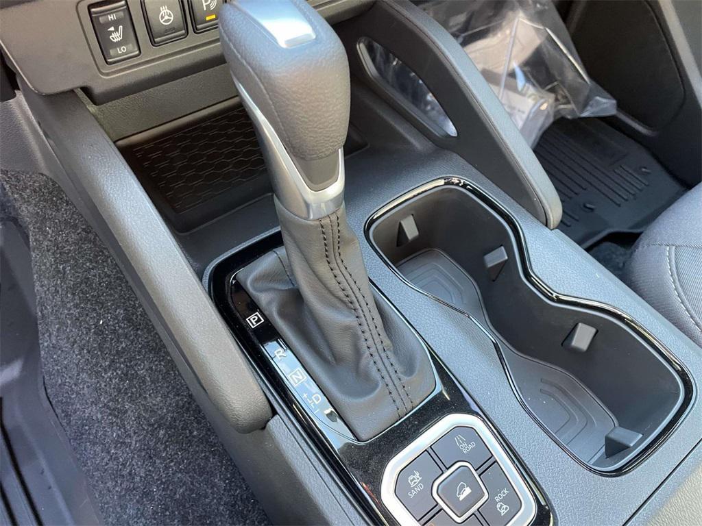 new 2026 Nissan Frontier car, priced at $39,249