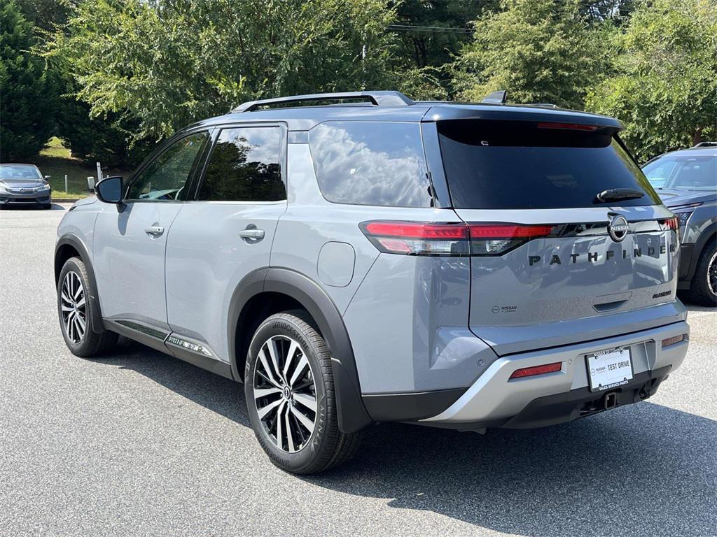 new 2025 Nissan Pathfinder car, priced at $42,799