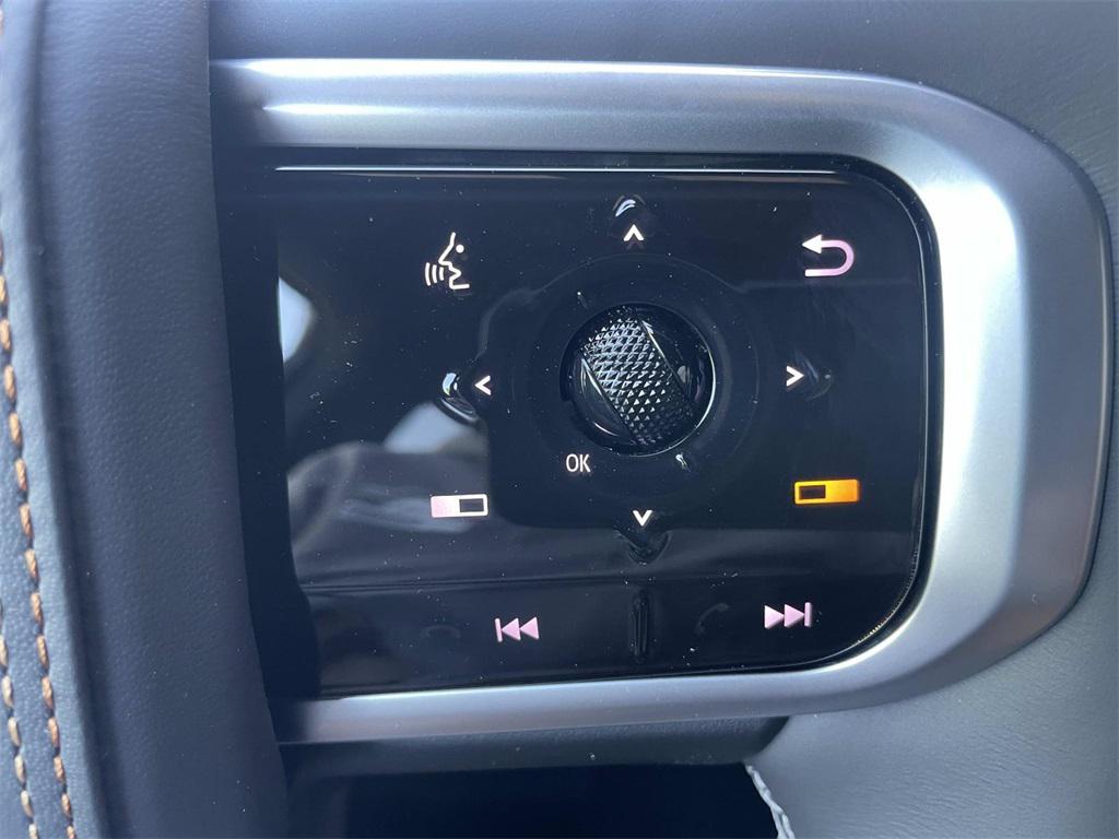 new 2025 Nissan Armada car, priced at $78,082