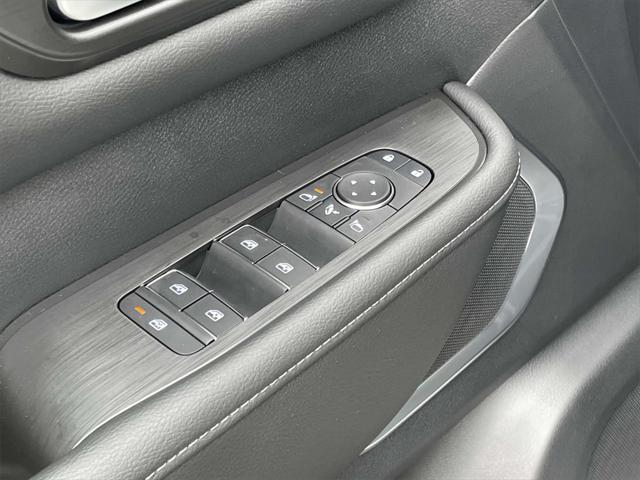 new 2025 Nissan Armada car, priced at $76,020