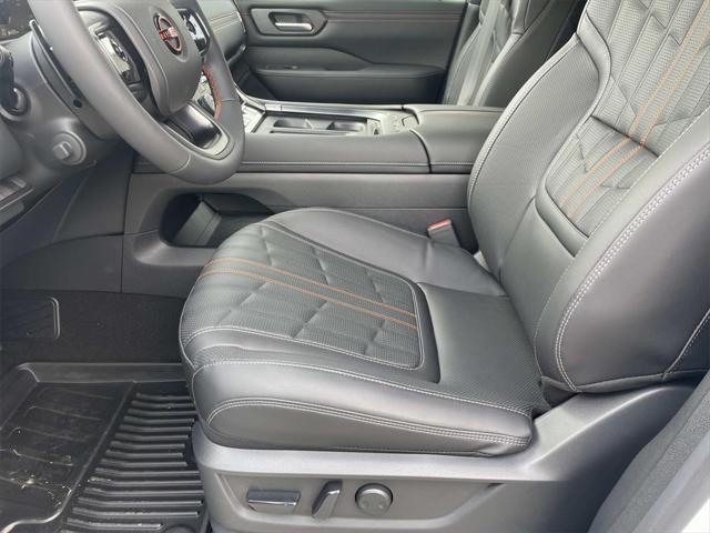 new 2025 Nissan Armada car, priced at $75,225