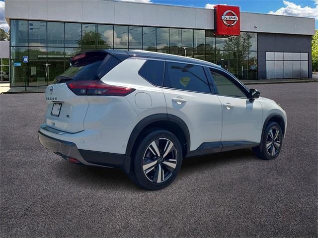 new 2024 Nissan Rogue car, priced at $35,626