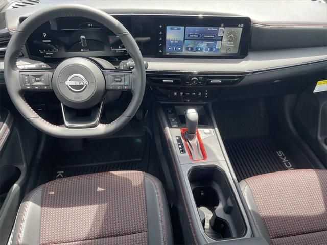 new 2025 Nissan Kicks car, priced at $29,562